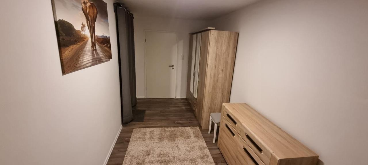 3 Zimmer Ferienwohnung In ยีเวอ ภายนอก รูปภาพ